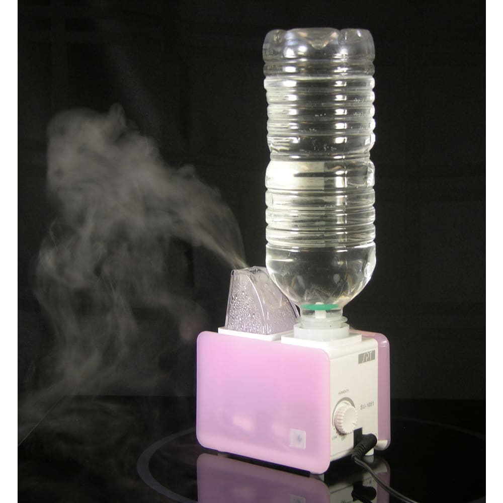 SPT SU-1051B: Personal Humidifier Pink - Usage View